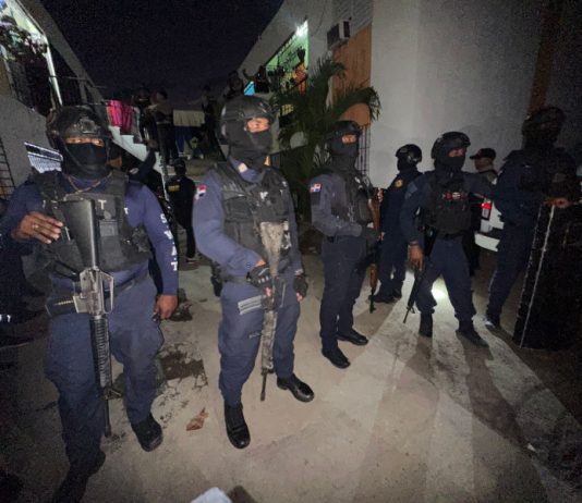 DNCD se tira en allanamiento en Dajabón y apresa cinco personas