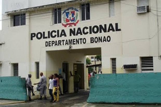 POLICIA DE BONAO