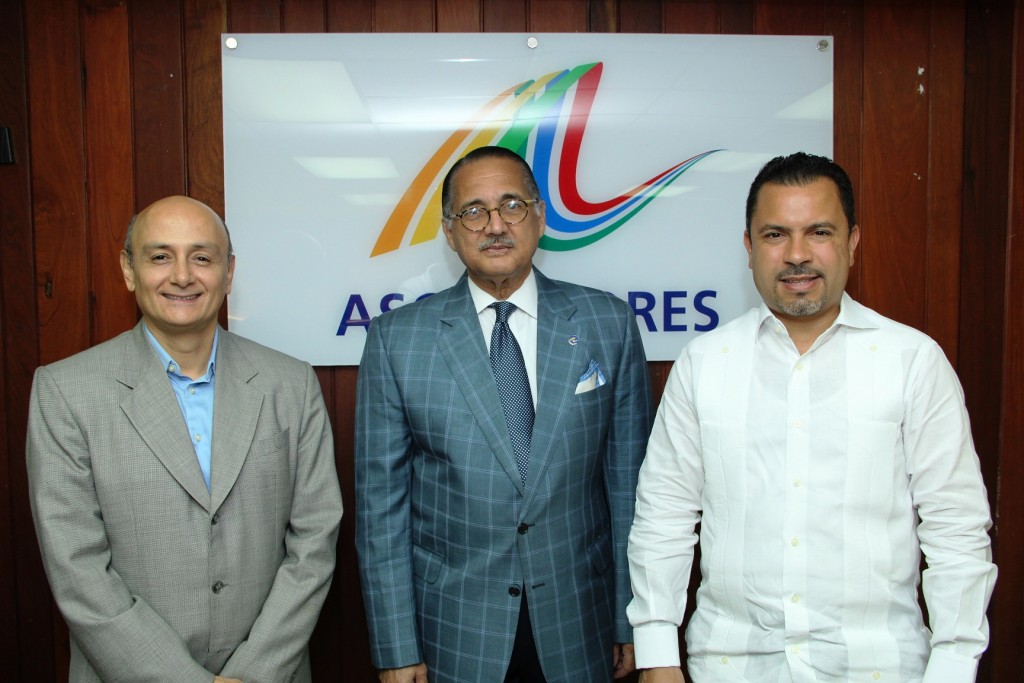 Mario Núñez, Arturo Villanueva y Raymundo Morales