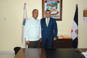 El senador Tommy Galán y el alcalde Gerson Rosario.